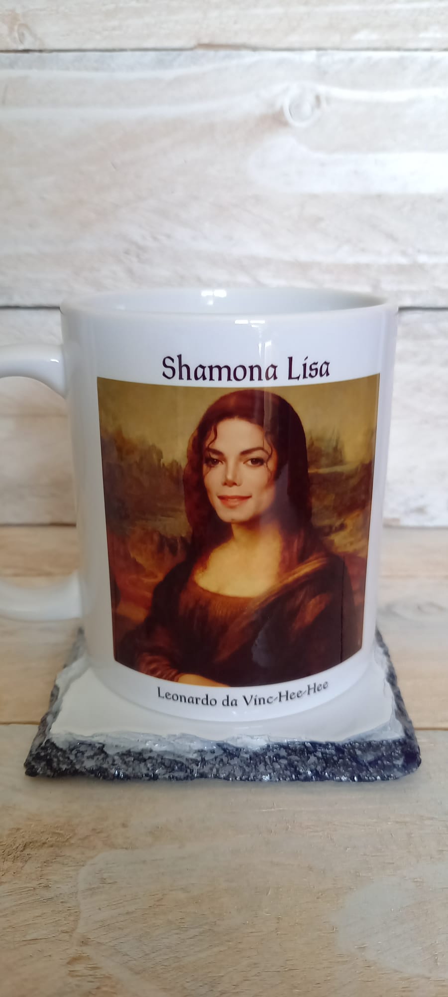 Shamona Lisa mug angled view